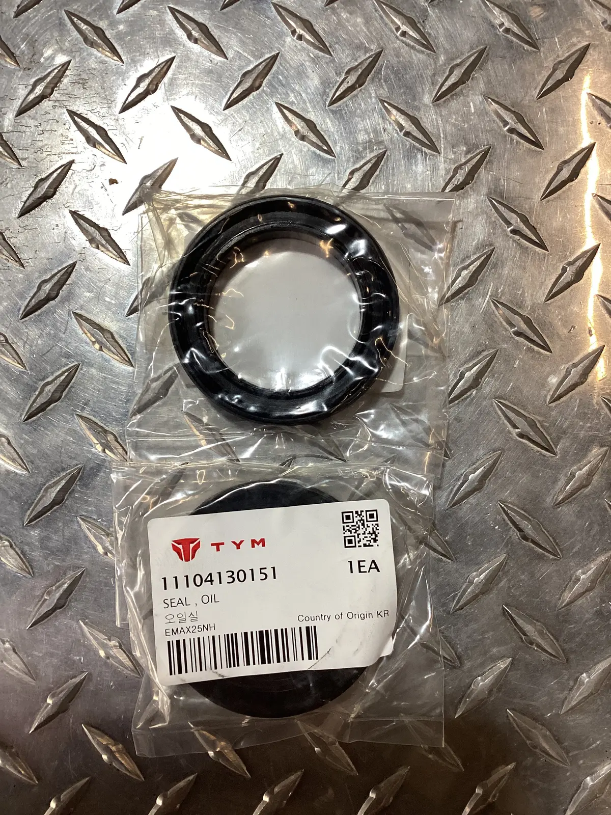 Tym/Mahindra/Branson Oil Seal, 11104130151 1
