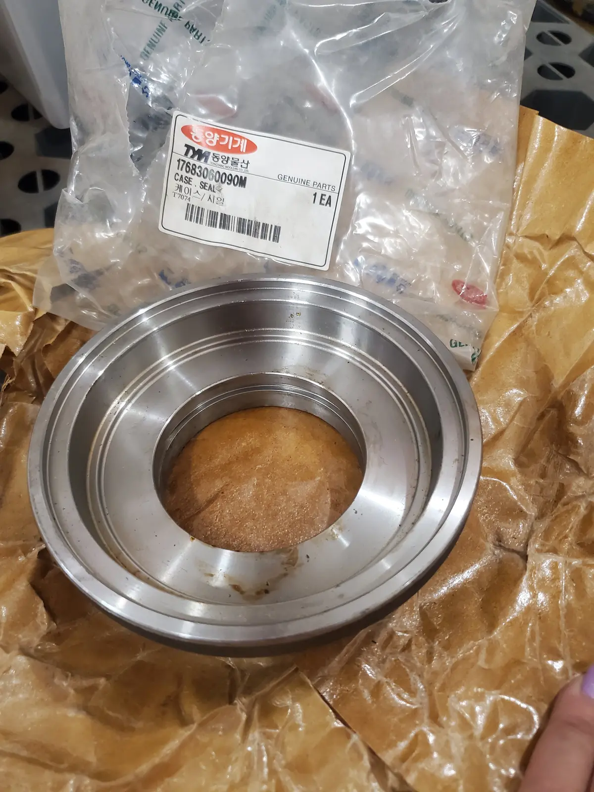 Tym / Mahindra Case Seal, 17683060090M 1