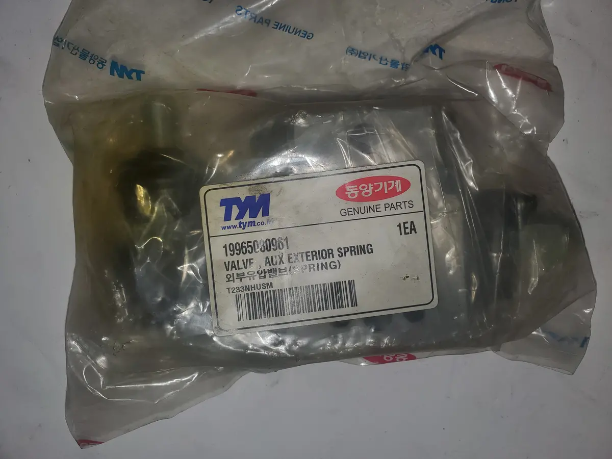 Tym Tractor Aux Exterior Spring Valve, 19965080961 1