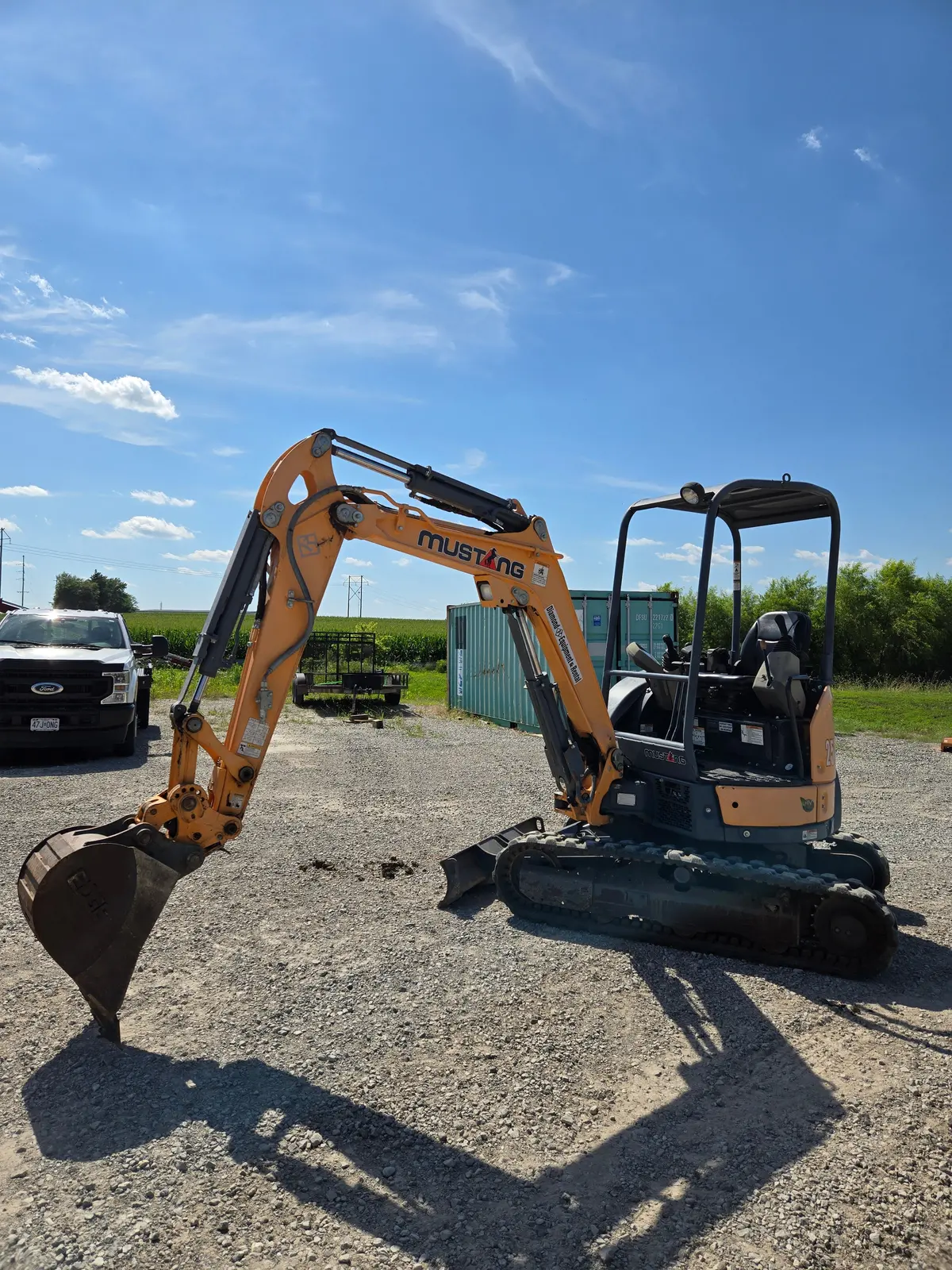 Mustang 250Z Excavator 1