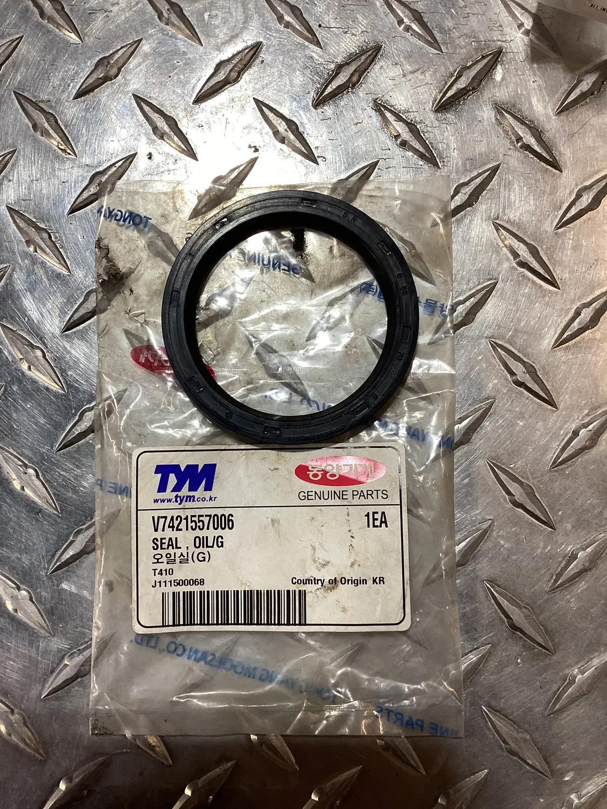 Mahindra / Tym Oil Seal G55706, V7421557006 1