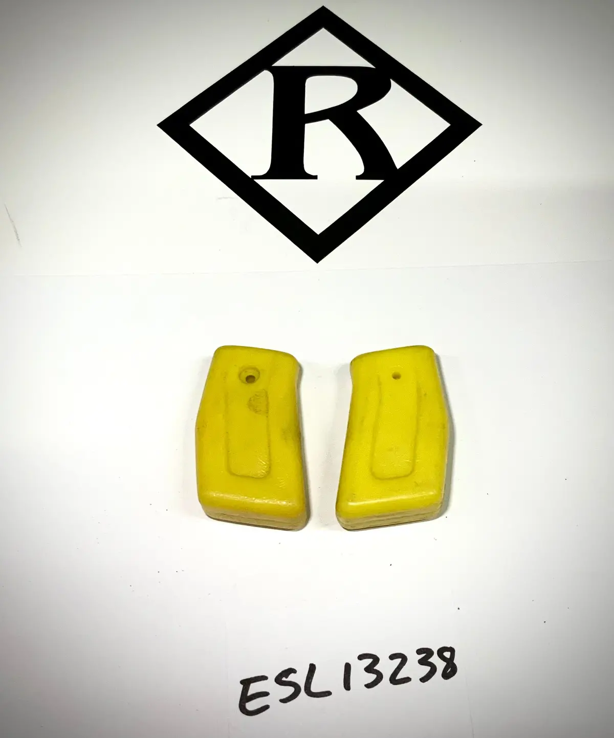 Farmtrac Hydraulic Controller Lever, 2 Pack, Yellow Knob, Esl13238 1