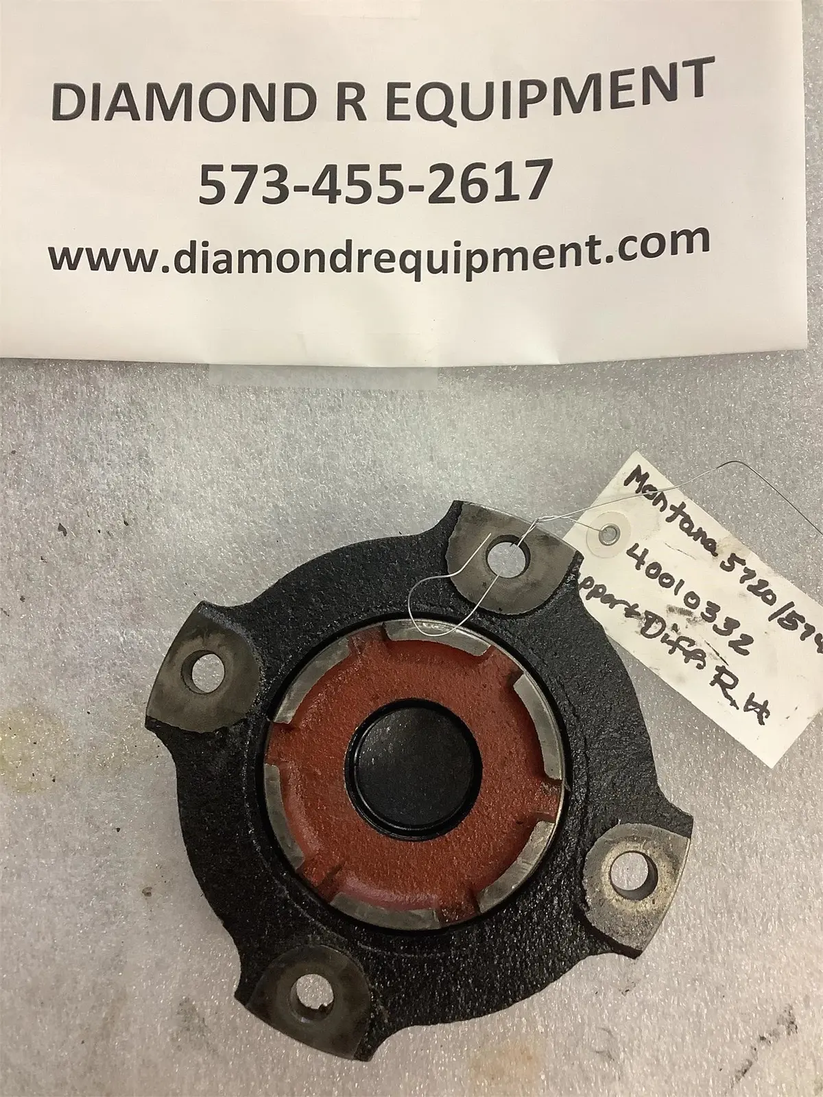 Ls Tractor / Montana Support Diff Rh, Used, 40010332U 1