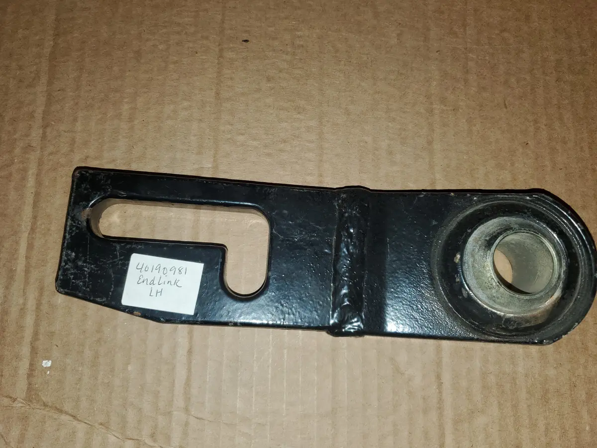 Ls Tractor End T Lower, 40190981 1