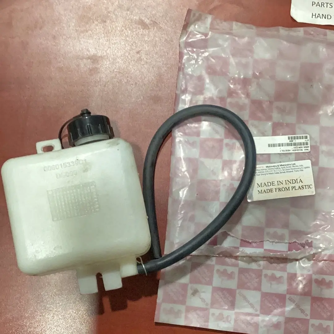 Mahindra Recovery Tank Assembly, 006015341C91 1