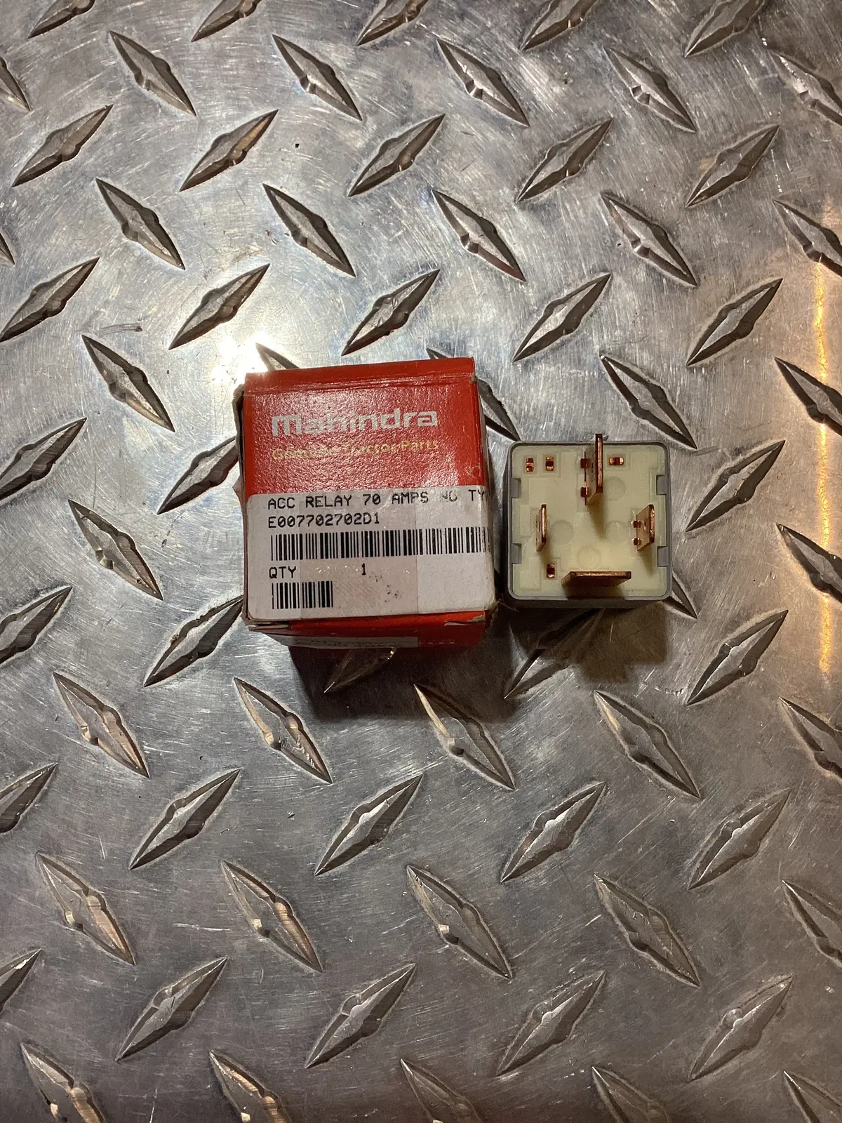 Tym/Mahindra Tractor 70 Amp Acc Relay, E007702702d1 1