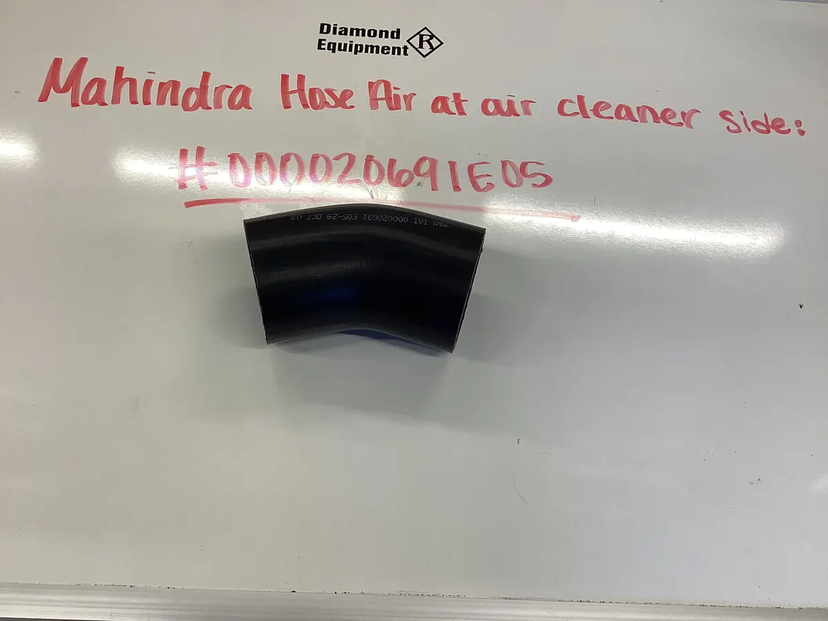 Mahindra Hose Air At Air Cleaner Side: #000020691E05 1