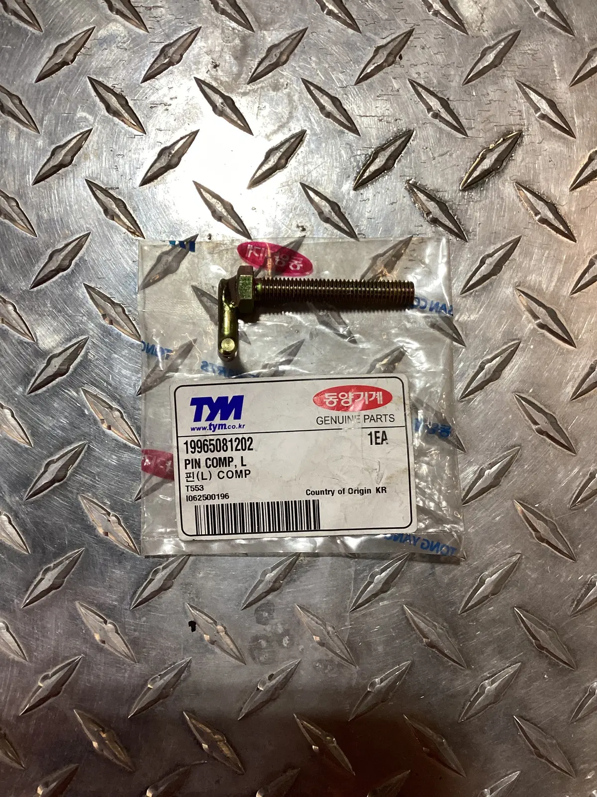 Tym/Mahindra Pin Comp, L 19965081202 1