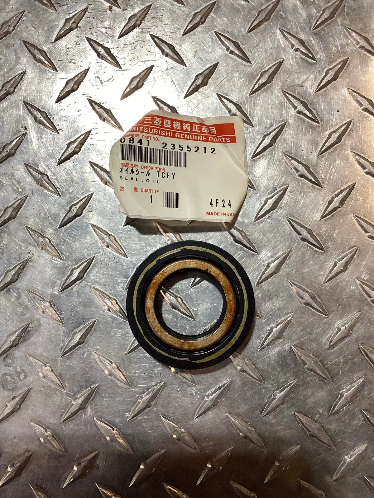 Mahindra Oil Seal, 08412355212 1