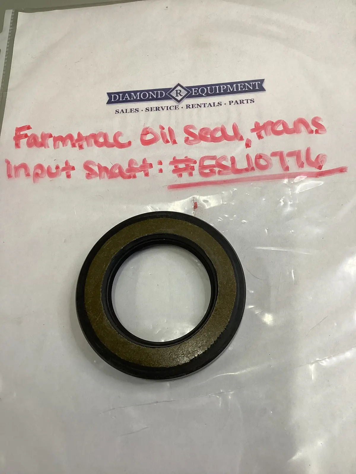Farmtrac Transmission Input Shaft Oil Seal: #Esl10776 1