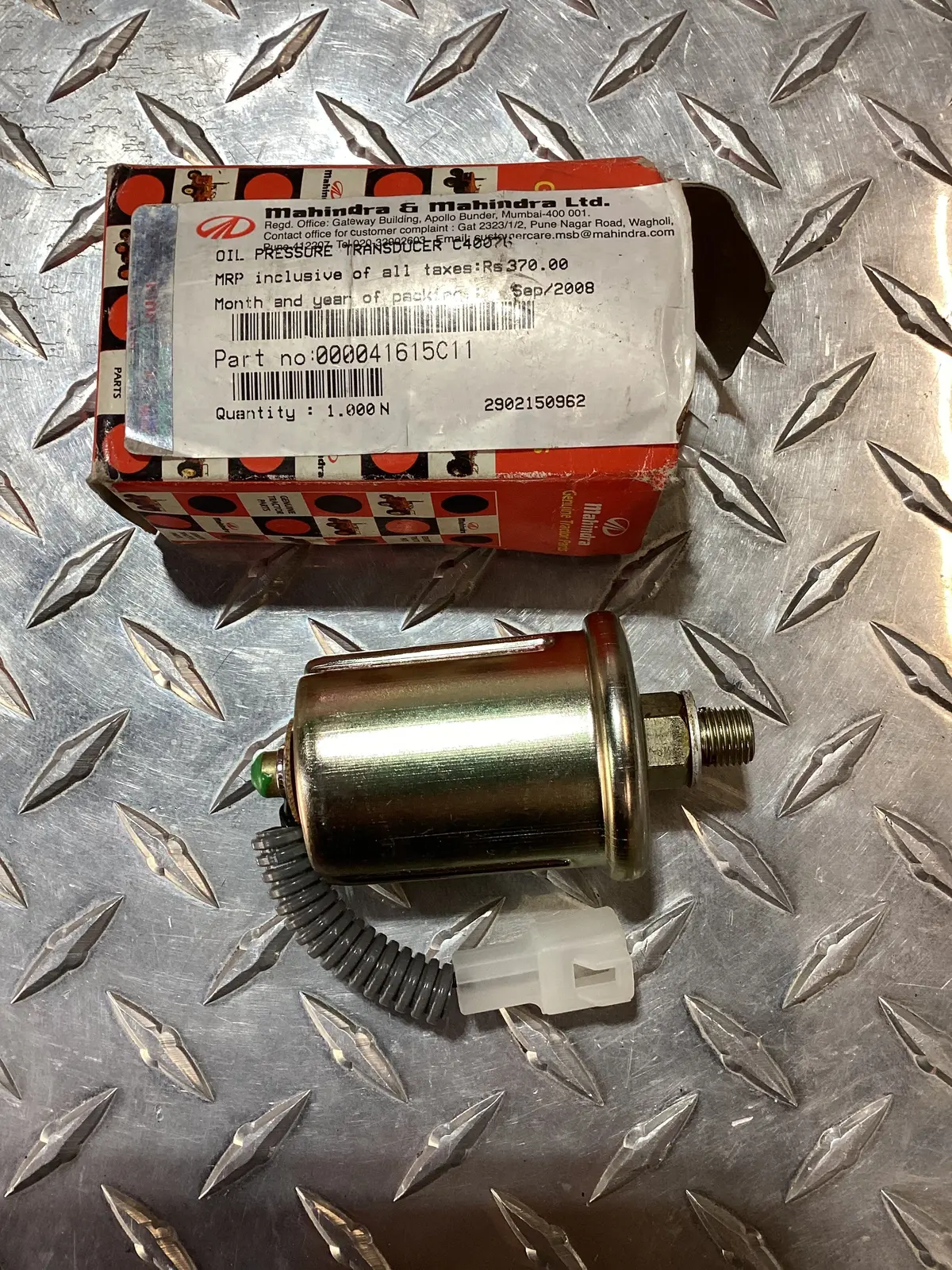 Mahindra Oil Pressure Transducer, 000041615C11 1