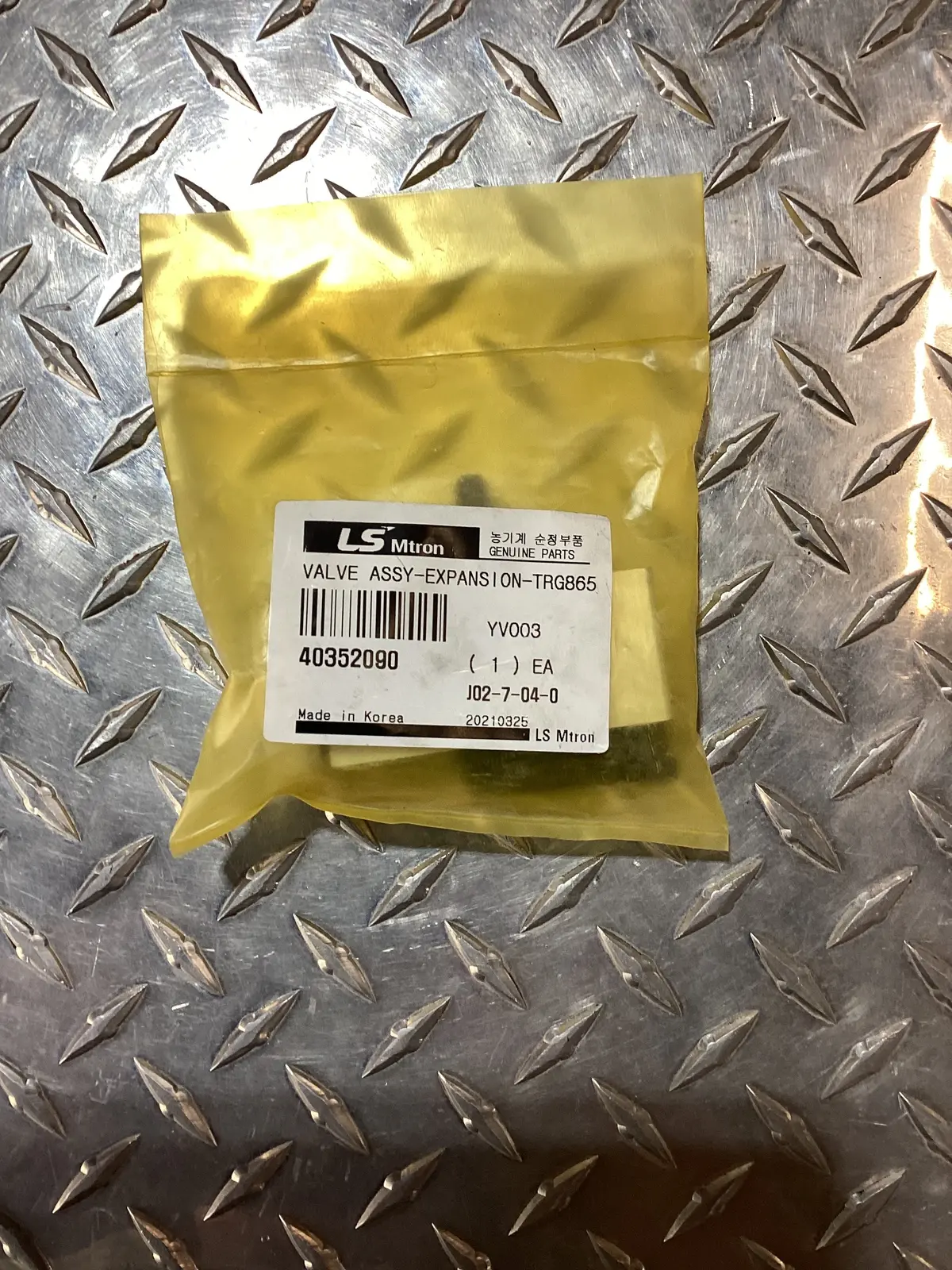 Ls Tractor Expansion Valve Assembly, 40352090 1