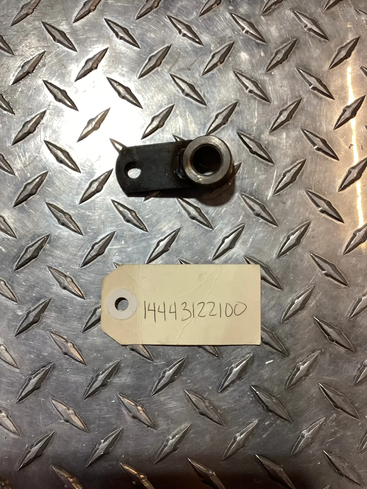 Tym/Mahindra 4Wd Shifter Arm, 14443122100 1