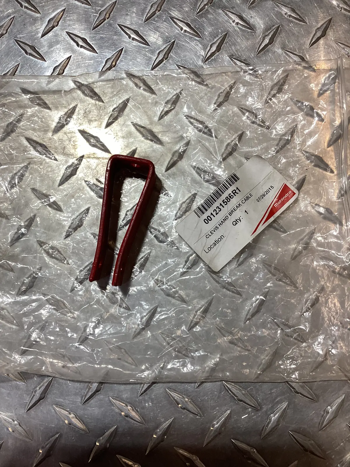 Mahindra Tractor Hand Break Cable Clevis, 001231586R1 1