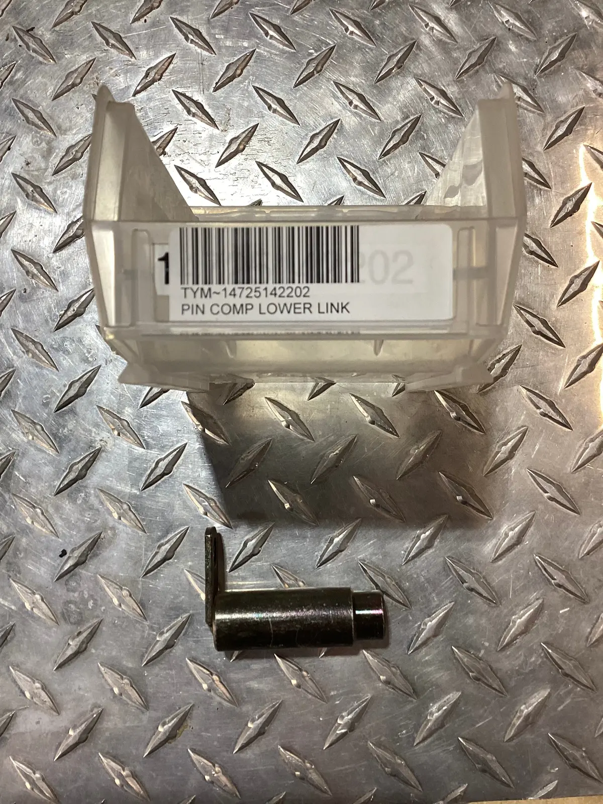 Tym/Mahindra Lower Link Pin Comp, 14725142202 1
