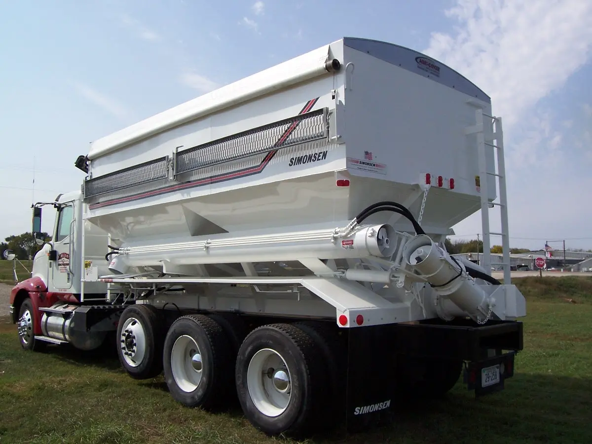 Simonsen Bft5316s – Truck Mount Side Auger Tender 1