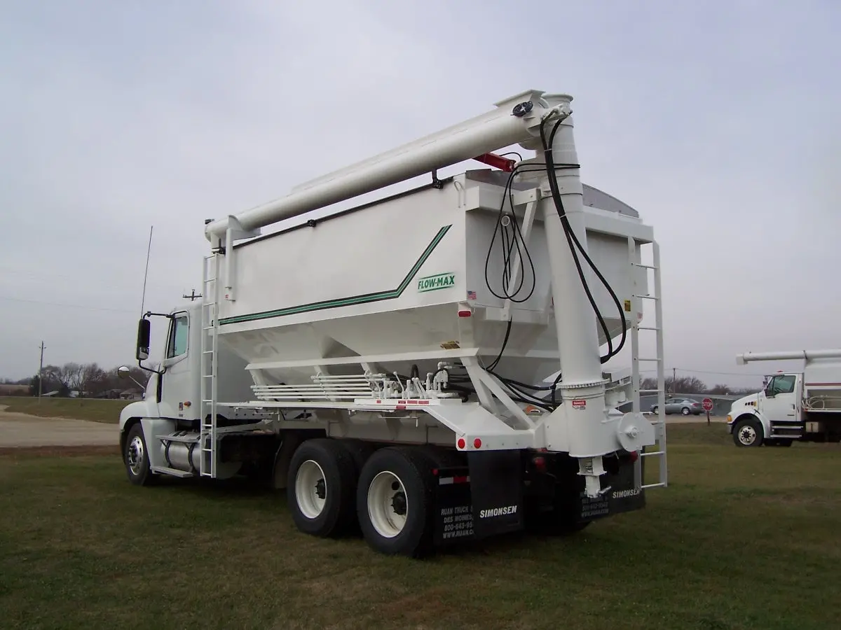 Simonsen Bft5316sta – Truck Mount Top Auger Tender 1