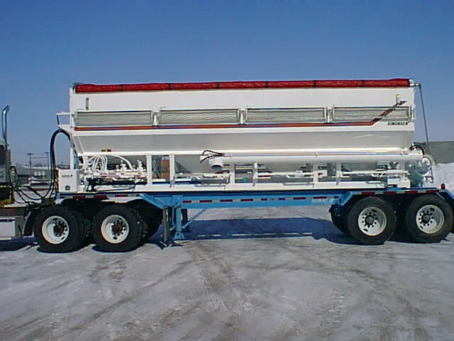 Simonsen Bft8424str – Trailer Mount Side Auger Tender 1