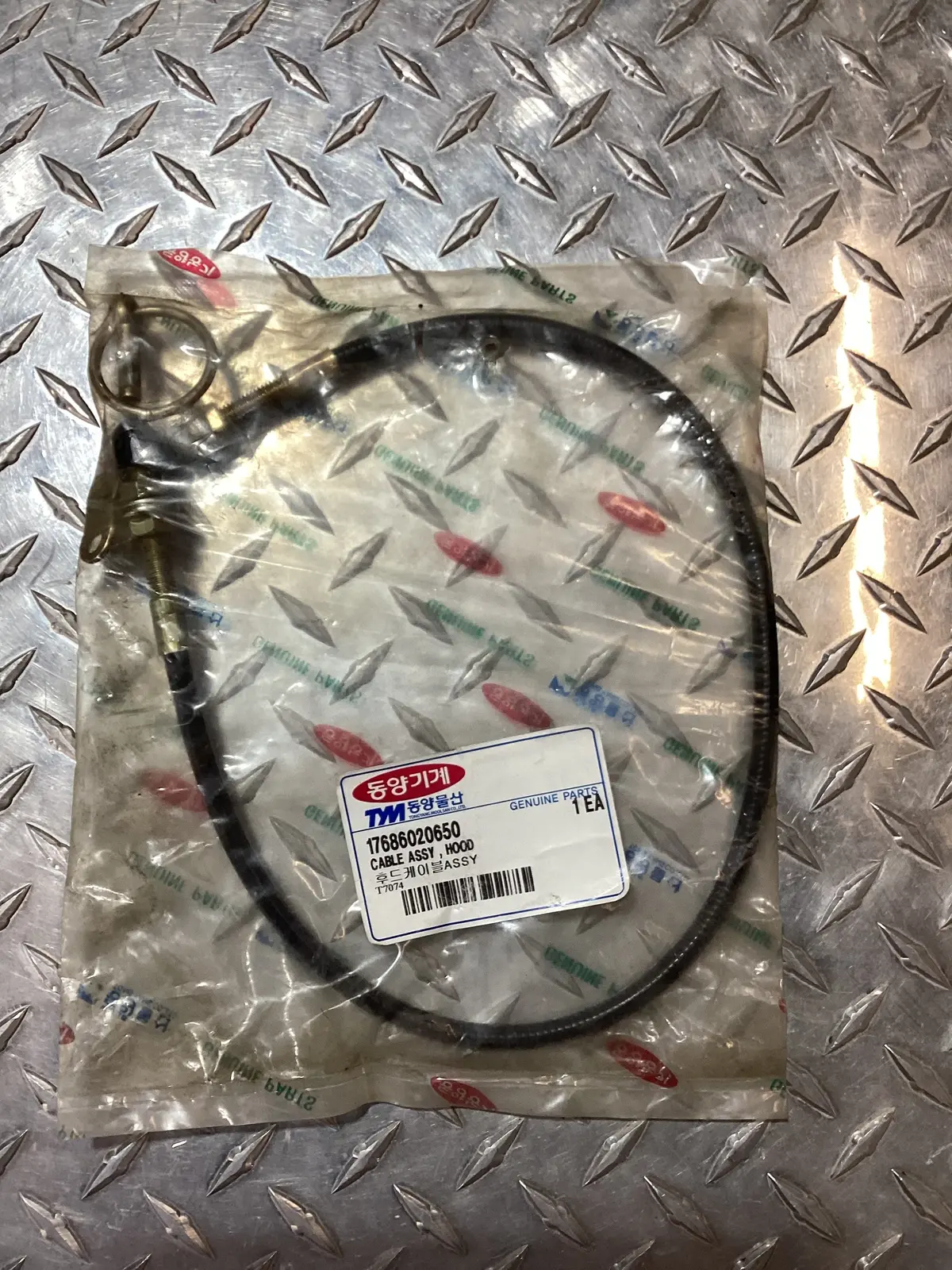 Tym/Mahindra Tractor Hood Latch Cable Assembly, 17686020650 1