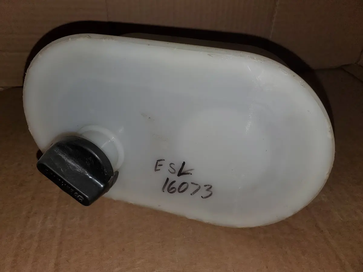 Farmtrac Power Steering Reservoir Esl16073 1