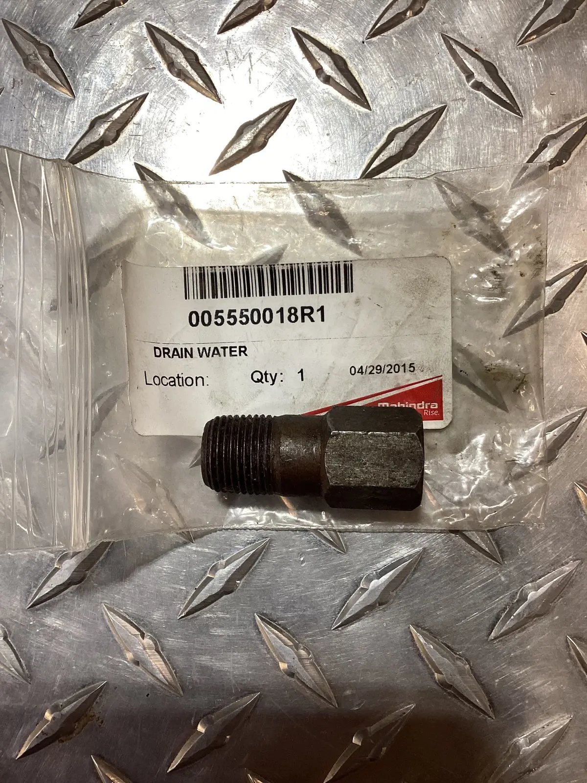 Mahindra Fuel Tank Drain Extension 005550018R1 1