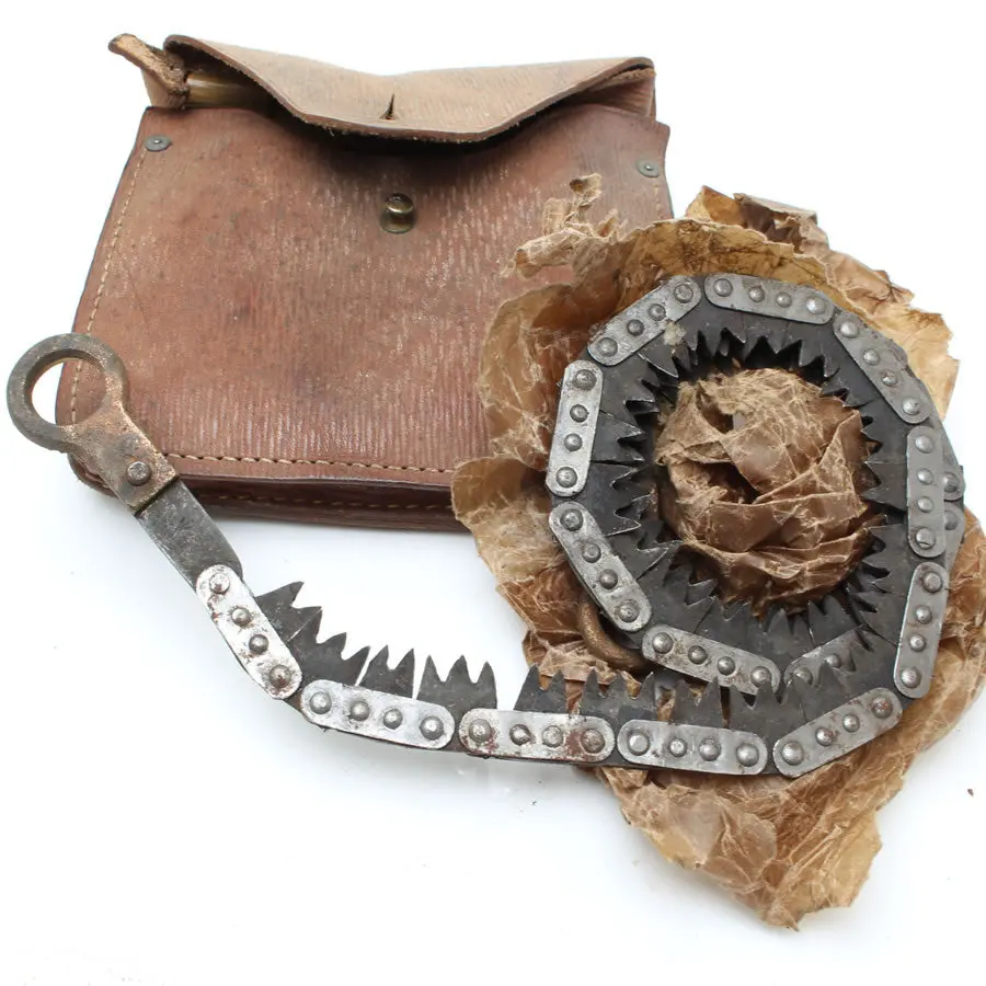 Sold - Vintage Folding Saw 1
