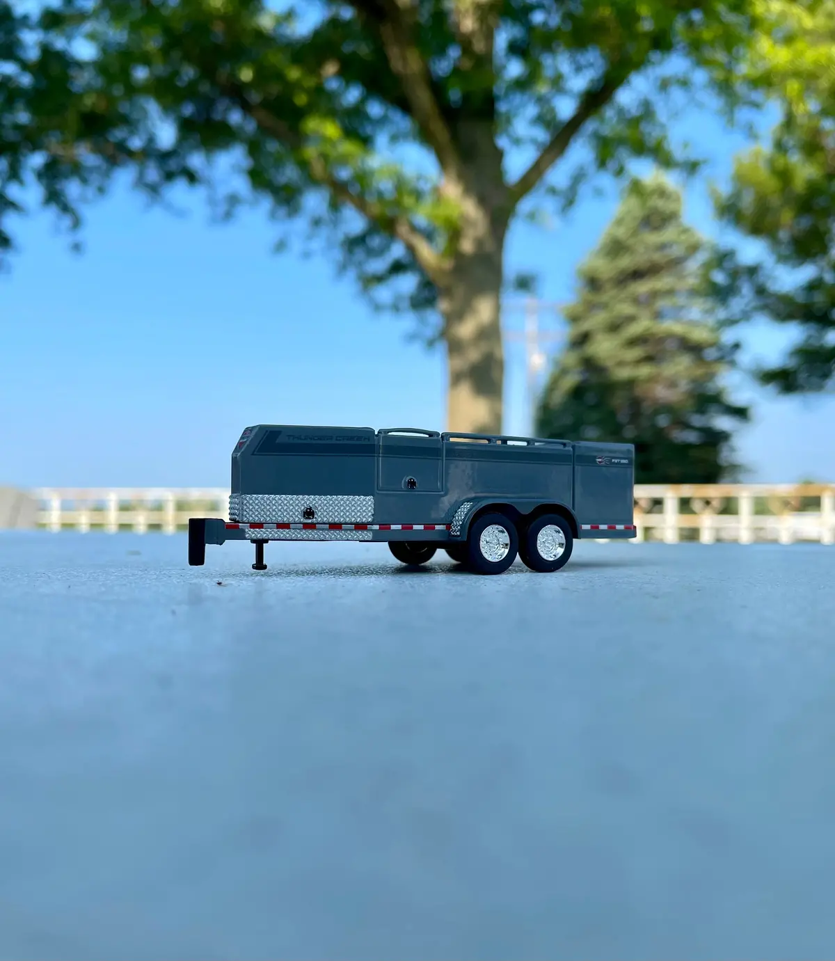 1:64 Scale Thunder Creek Fst990 1