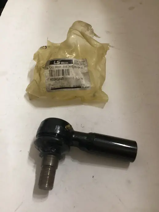 Ls Tractor End Assembly, Tie Rod Rh, 40345493 1