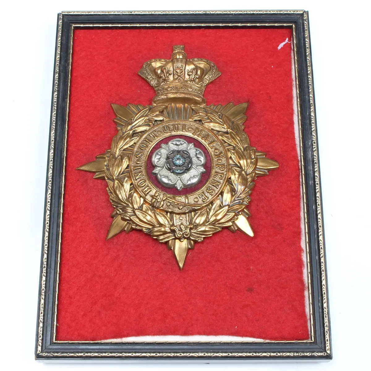 Large 'Honi Soit Qui Mal Y Pense' Yorkshire Military Badge Award 1