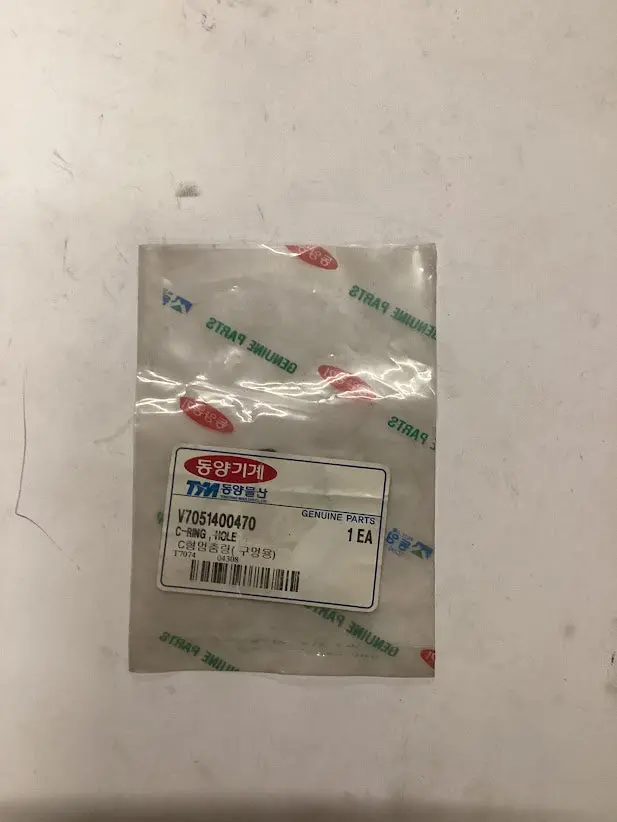 Tym/Mahindra Tractor C Ring Hole, V7051400470 1