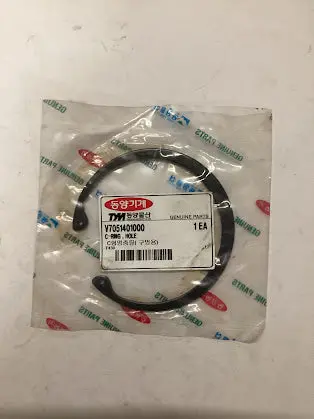 Tym/Mahindra Tractor C Ring Hole, V7051401000 1
