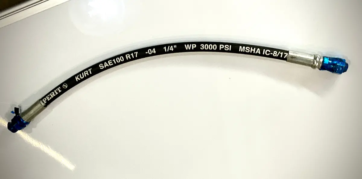 Mahindra Tractors Hydraulic Hose Assembly, 1/4" X 18", Kmw05821106506018 1