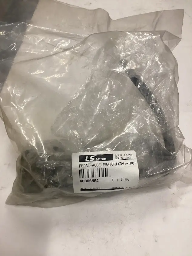 Ls Tractor Pedal Accelerator, 40366564 1