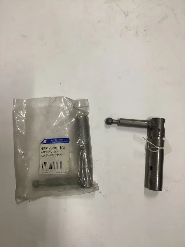 Ls Tractor Lever 4Wd , 40012230 1
