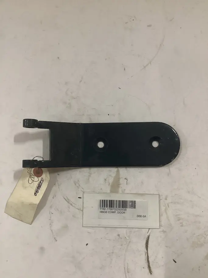 Tym/Mahindra Tractor Hinge Comp Door, 17687022500Gb 1