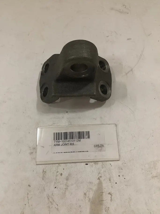 Tym / Mahindra Tractor Arm Joint Rh, 10014510112M 1