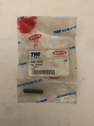 Tym / Mahindra Pin, Spring 1