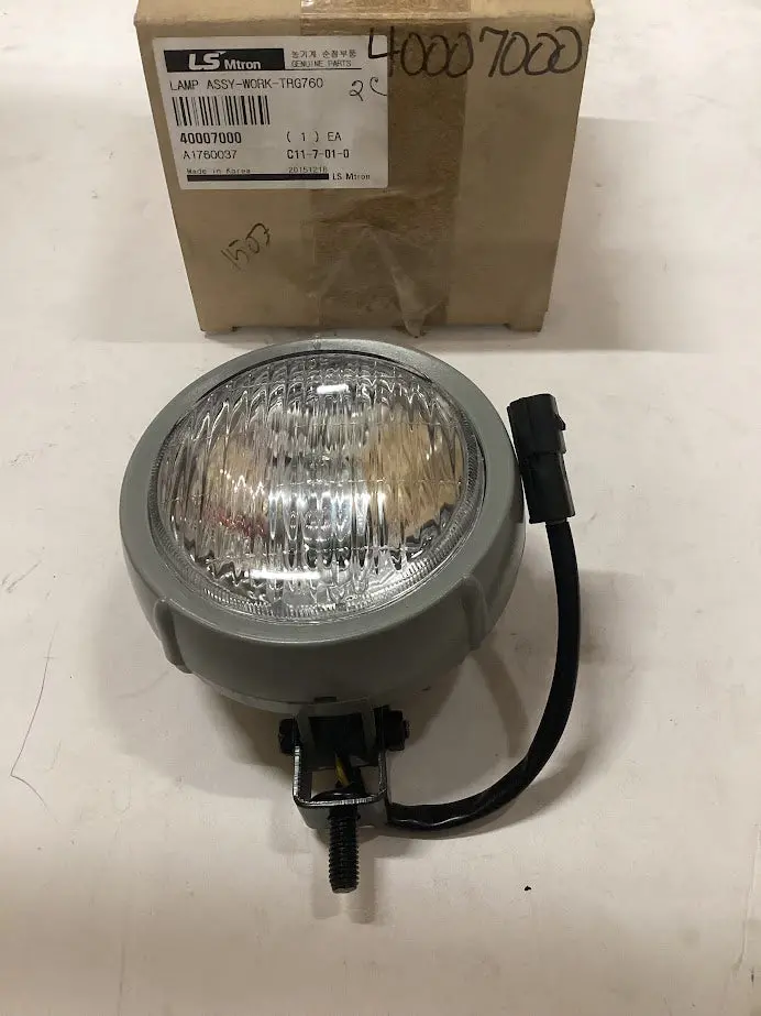 Ls Tractor Lamp Assembly, 40007000 1