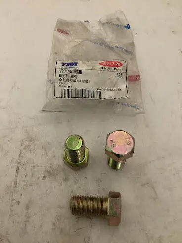 Tym/Mahindra Tractor Bolt Hex, M16x30, V2014616030 1