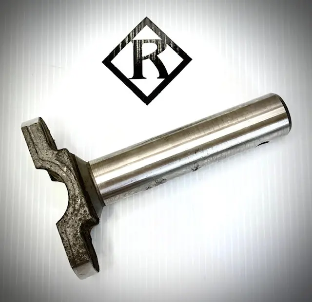 Rhino / Sitrex / Vermeer Pivot Shaft With Flange, 3676421 1