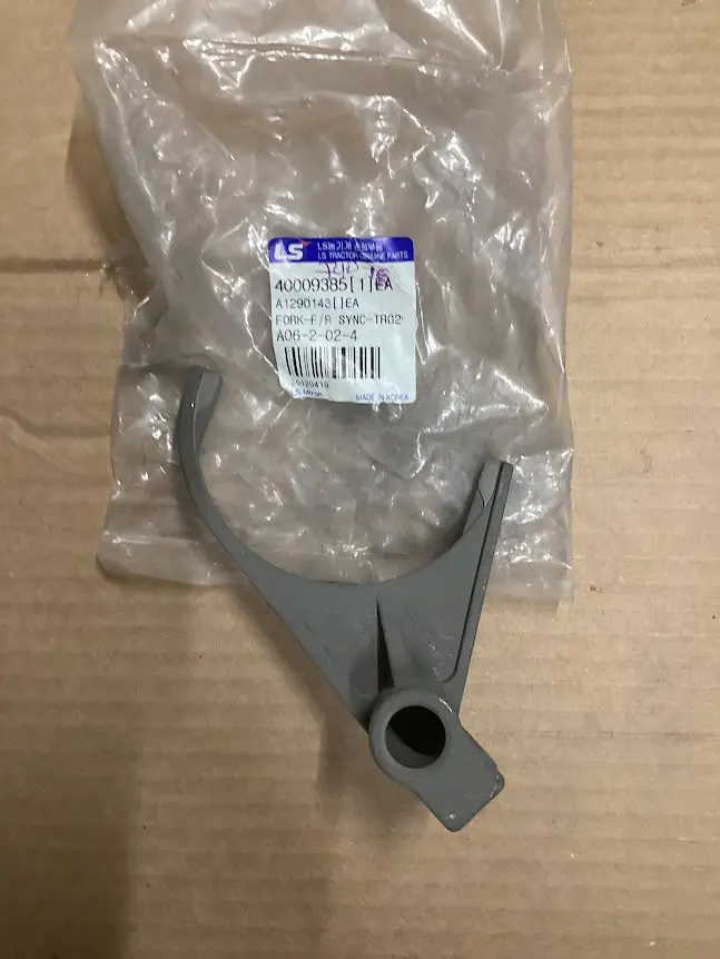 Ls Tractor Fork F/R Sync, Trg290 1