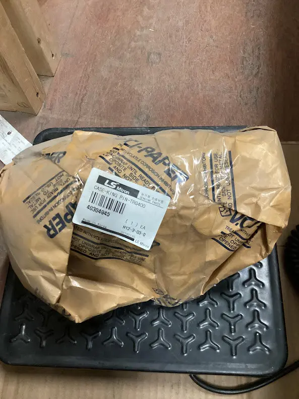 Ls Tractor Case, King Pin, 40304945 1