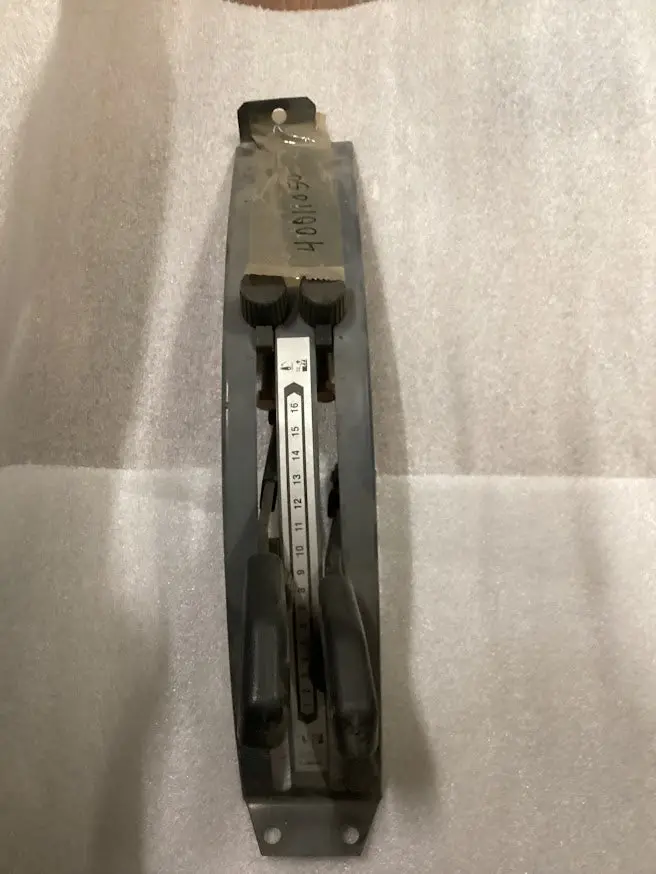 Ls Tractor Hydraulic Lever Guide, Trg825, 40011050 1