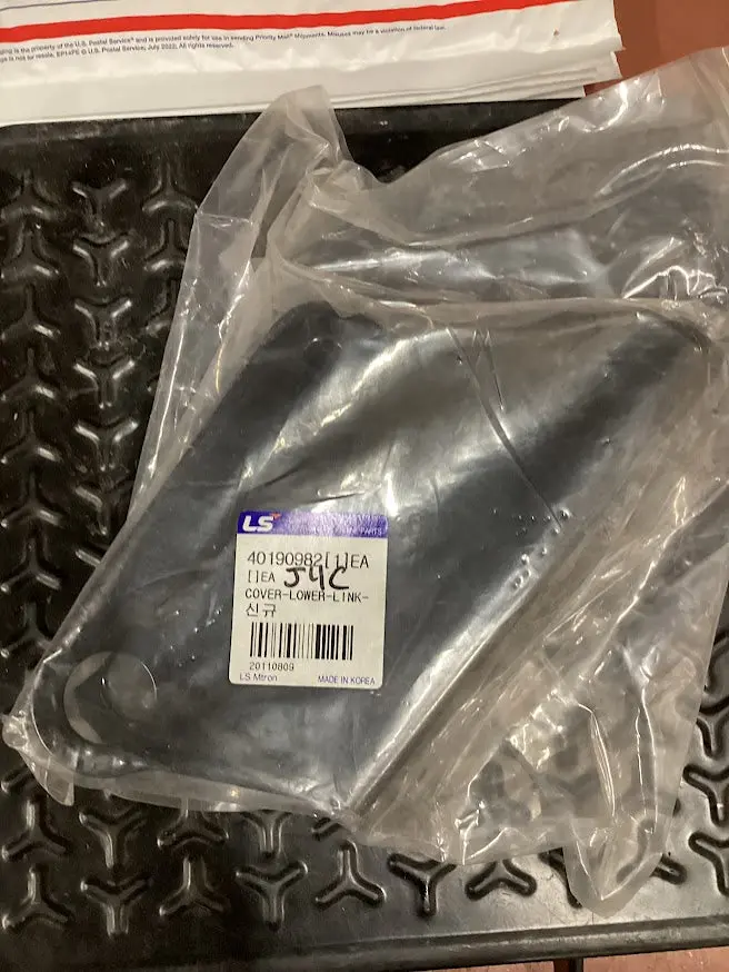 Ls Tractor Lower Link Cover, 40190982 1