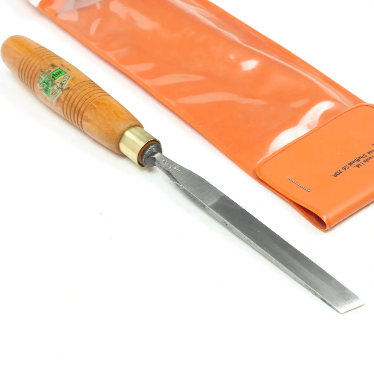 Henry Taylor Skew Carving Tool - Sweep 2 - 3/8" (Beech) 1