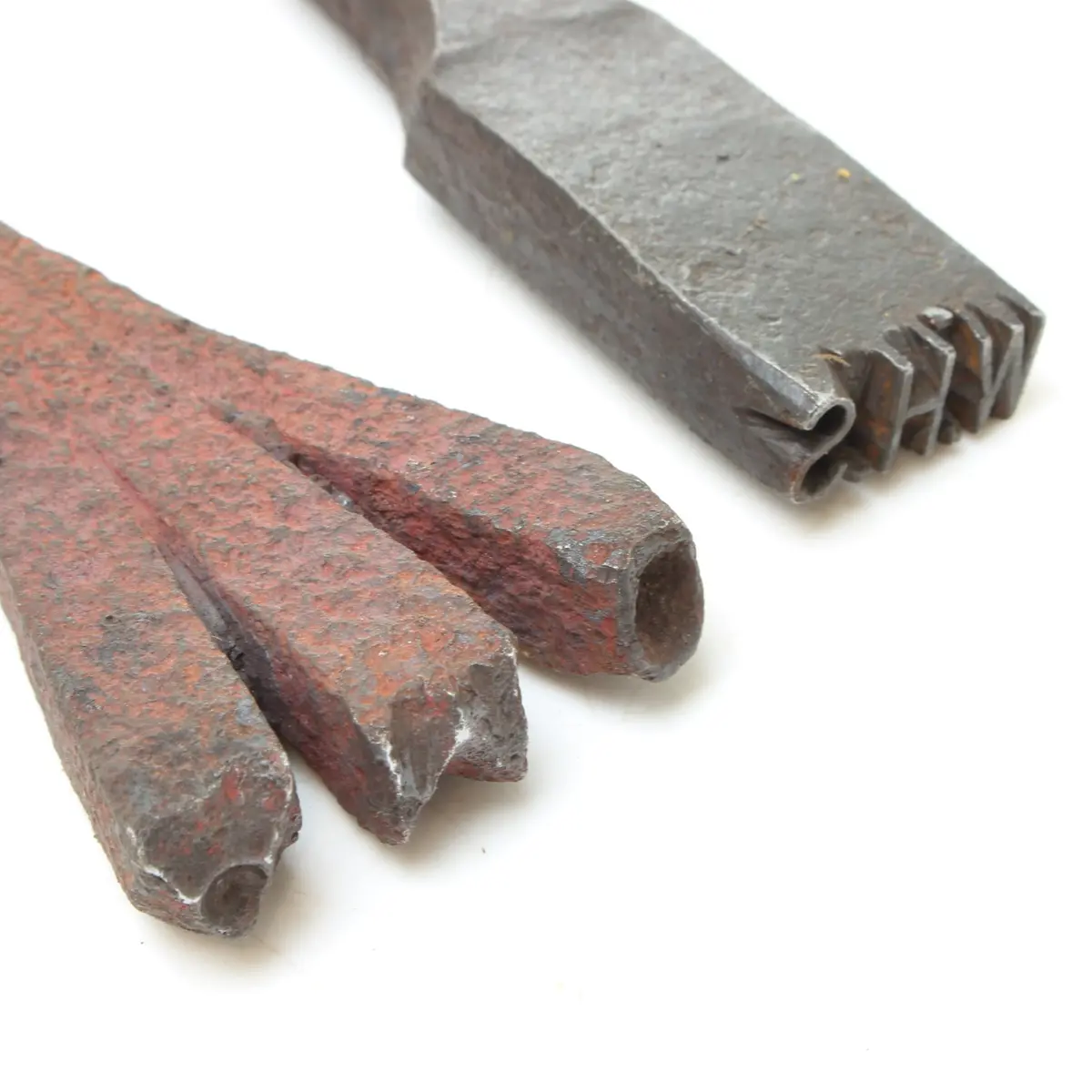 2X Old Stamps / Stamping Tools 1