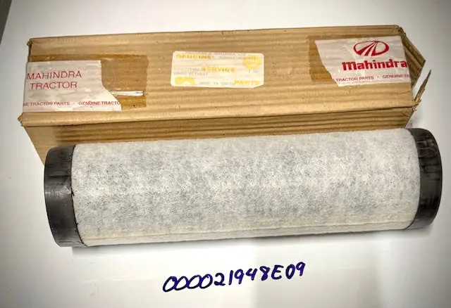Mahindra Air Filter, Inner, 000021948E09 1