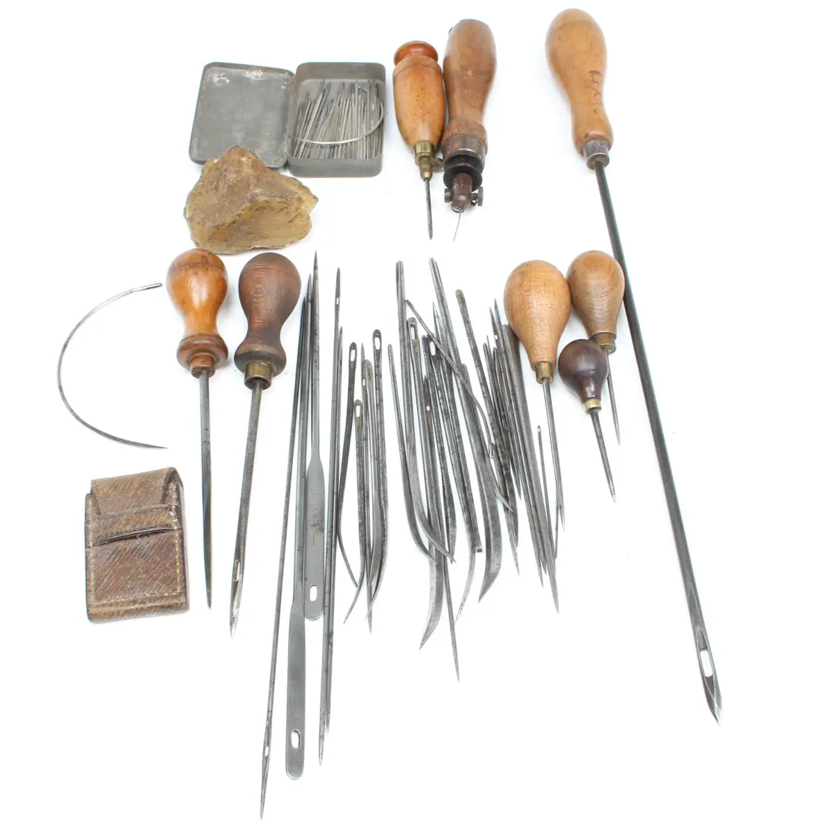 Old Sailors / Sailmakers / Leatherworkers Needles And Awls 1