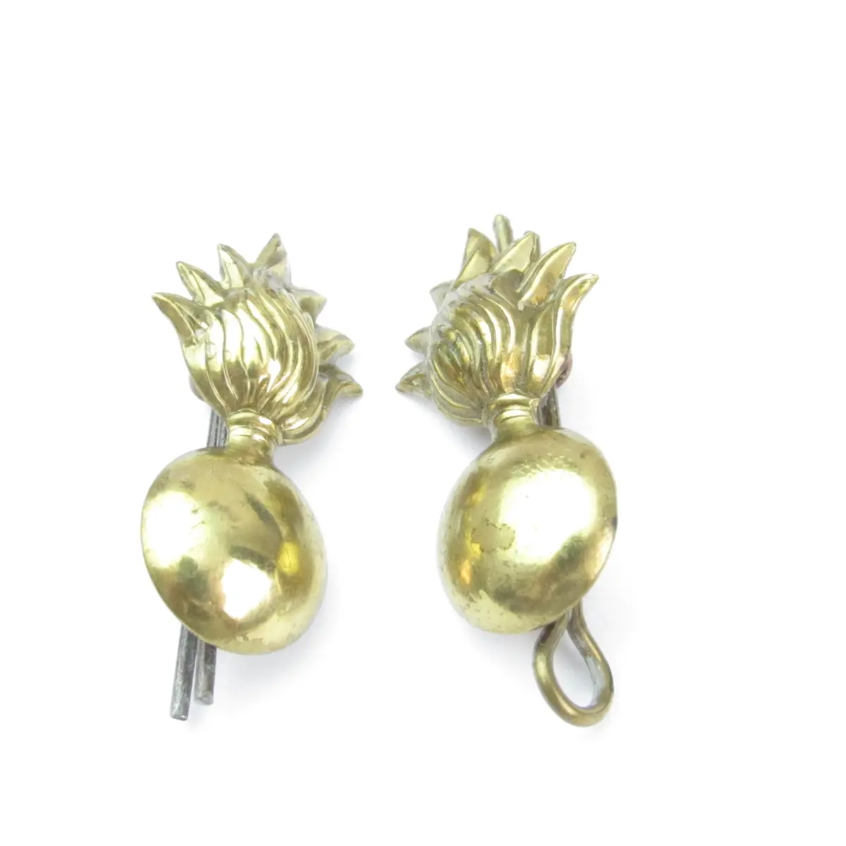 2X Collar Badges 1