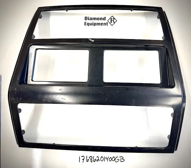 Mahindra Front Grill Comp, 17686201400Gb 1
